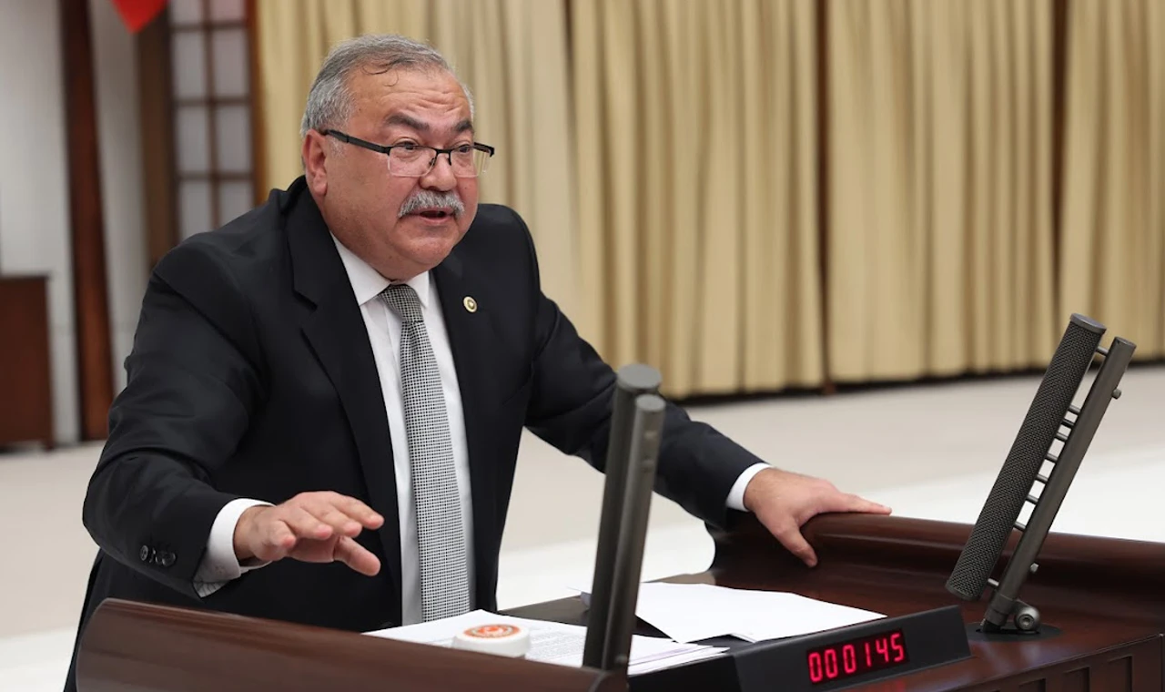 CHP’li Bülbül: “Dünya çiftçisi destekleniyor, bizimkiler kaderine terk ediliyor”
