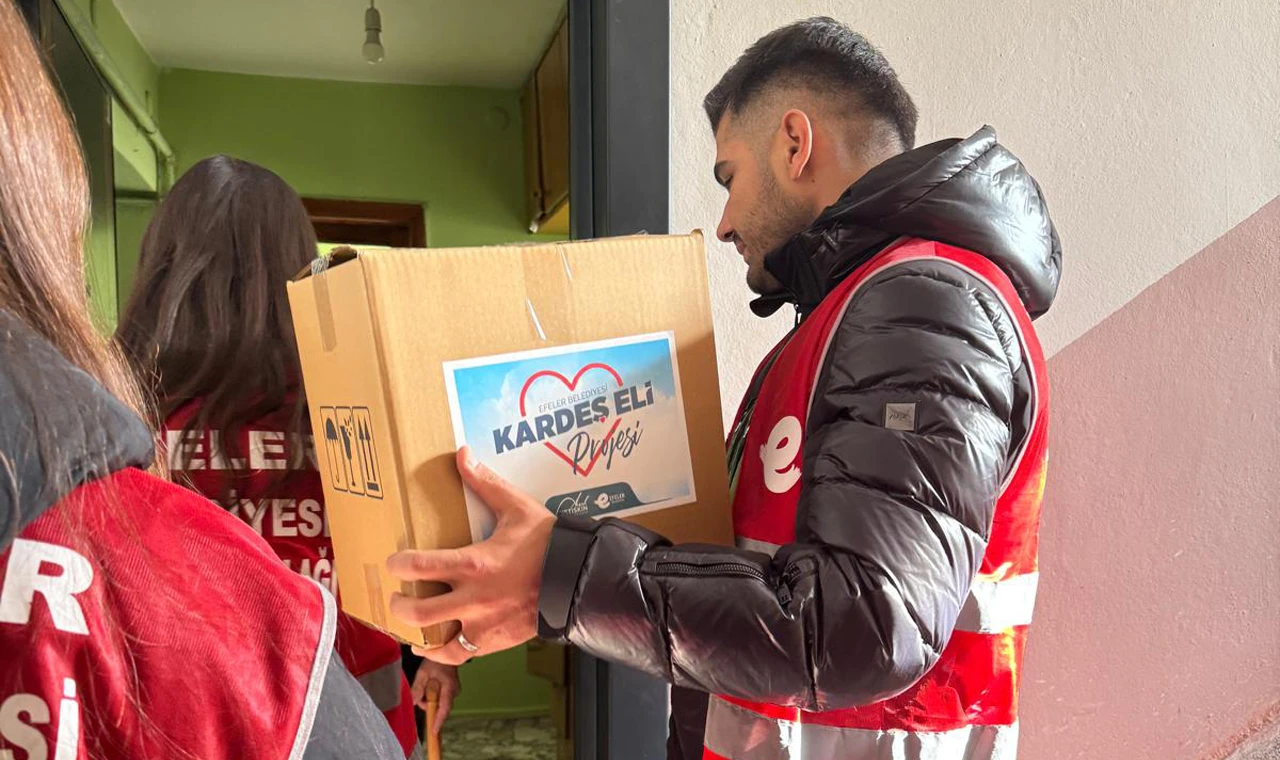 Efeler’de “Kardeş Eli” projesi ile dayanışma büyüyor