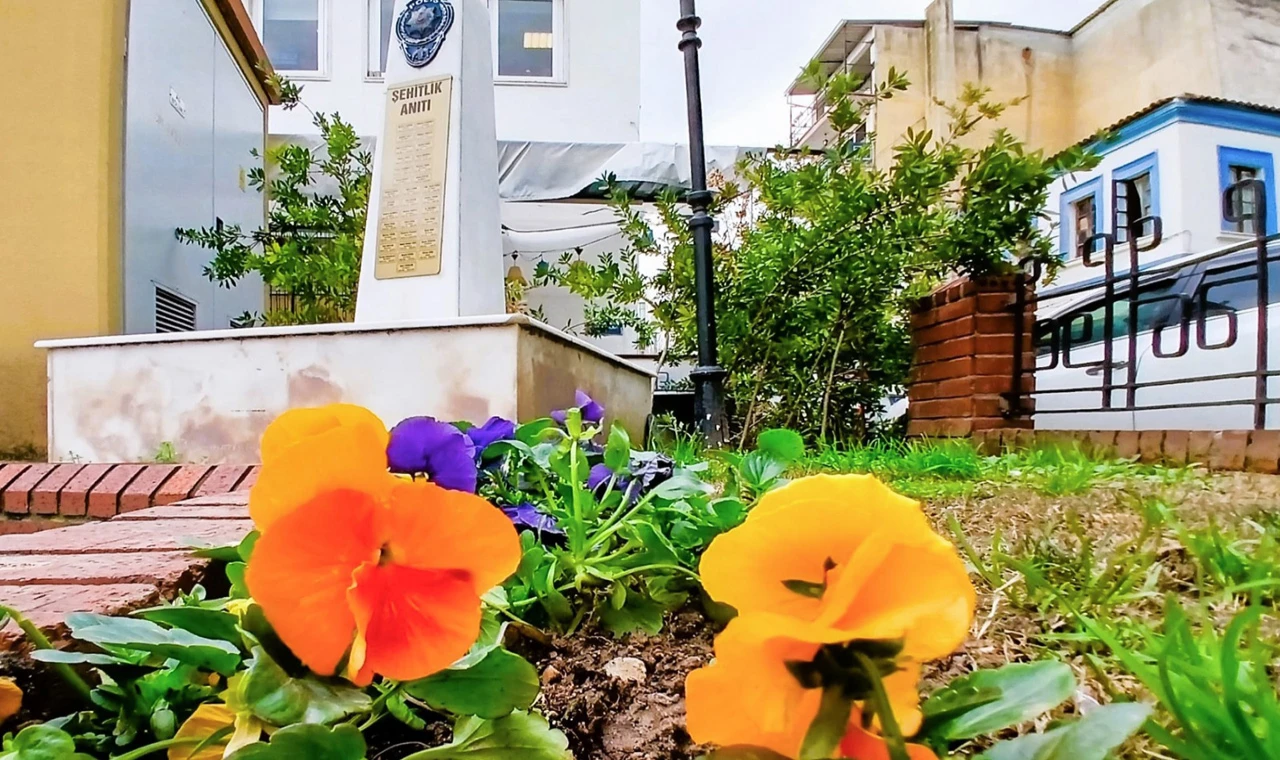 Efeler’e renk katan çalışma