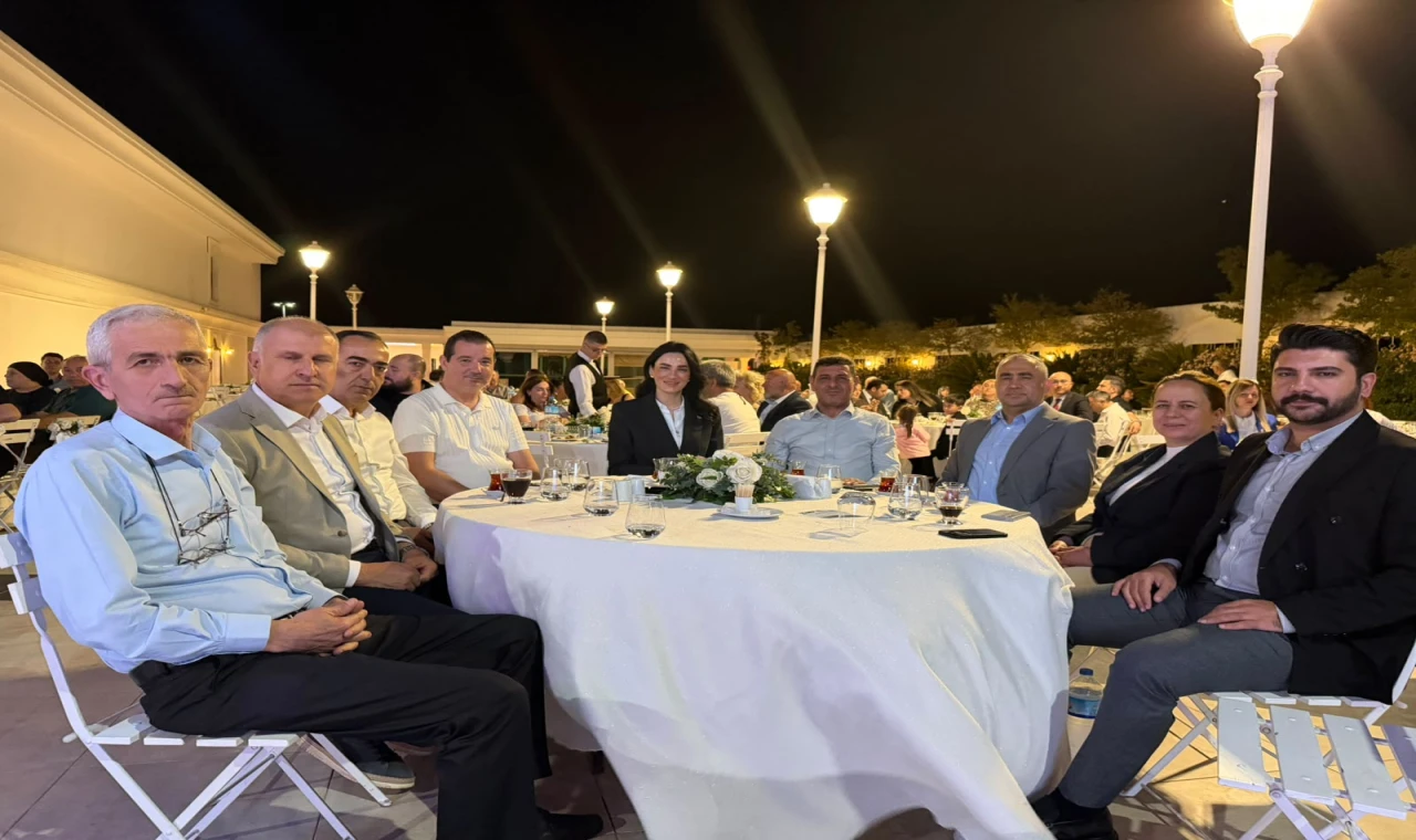 Aydın’da Karadeniz Rüzgârı Esti: Dostluk ve Dayanışma Gecesinde Horon Coşkusu Yaşandı...ı