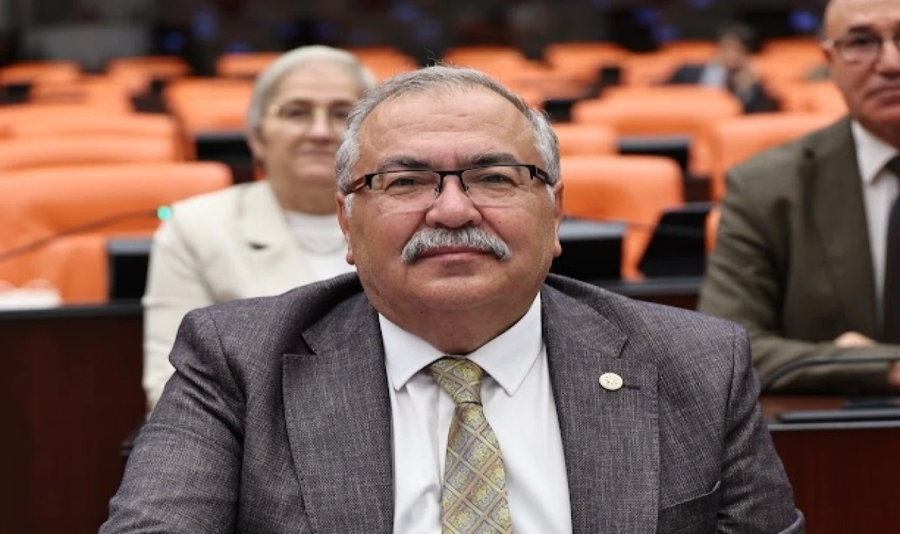 YENİ Partili Bülbül’den, ‘Çerçioğlu TOGG’un tedarikçisi oldu’ haberlerine erişim engeli getirilmesine tepki: “AKP rozeti nelere kadir...”