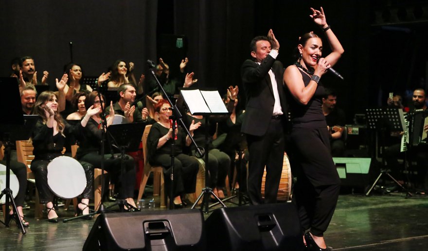 Efeler’de güzel şeyler oluyor..