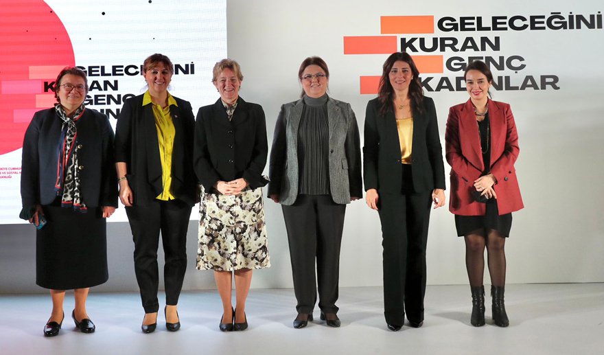 "Geleceğini Kuran Genç Kadınlar Projesi" İstanbul'da tanıtıldı..
