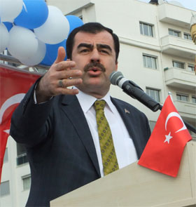 MEHMET ERDEM NEDEN ÖZÜR DİLEDİ?