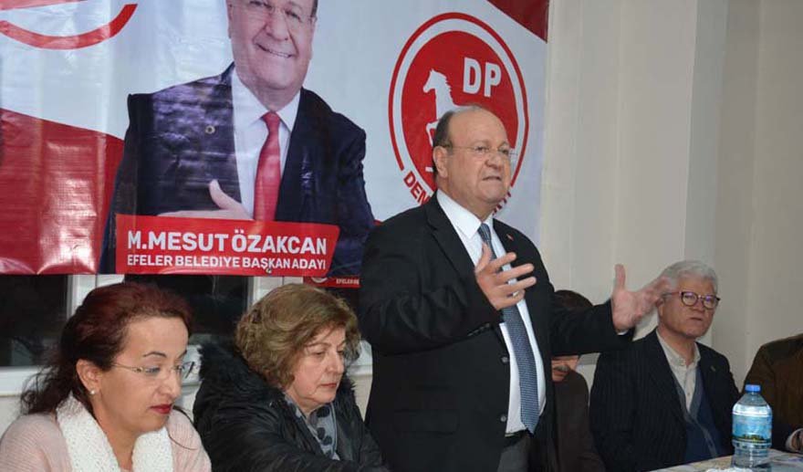 Özakcan: “Attıkları çamur bize yapışmaz..”