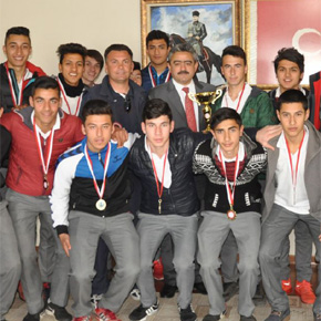 ŞAMPİYON OLDULAR…