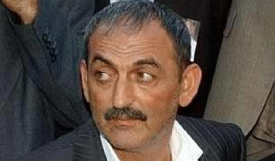 Tekin Baykal&#039;dan darbe tepkisi..
