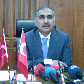 YENİ VALİ GÖREVİNE BAŞLADI…