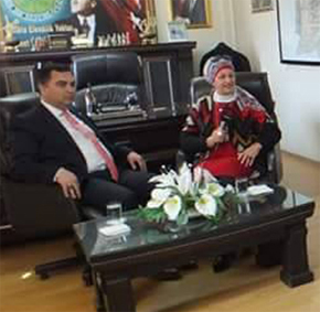 ZİRVEDEKİ BAŞKAN…