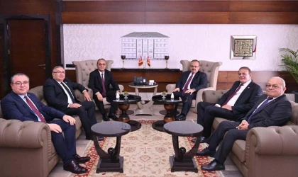 CHP’li vekiller Aydın Valisi’ni ziyaret etti