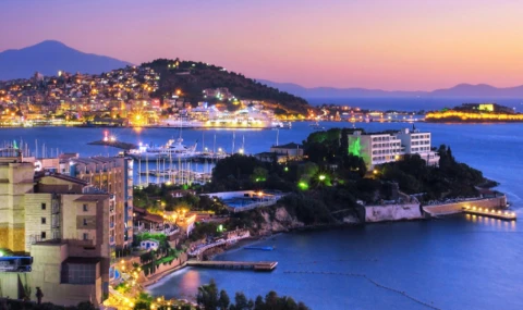 Kuşadası’nın yıldızı yeniden parlıyor