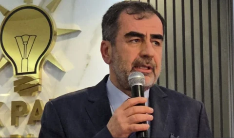 Mehmet Erdem: “CHP’yi CHP’liler bitiriyor”