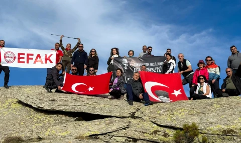 Efeler Belediyesi Atatürk’ü andı
