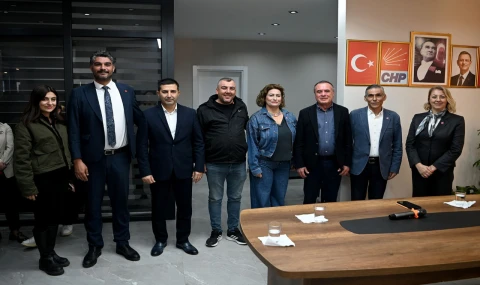 Kuşadası'nda Memleket Partililer CHP’ye katıldı