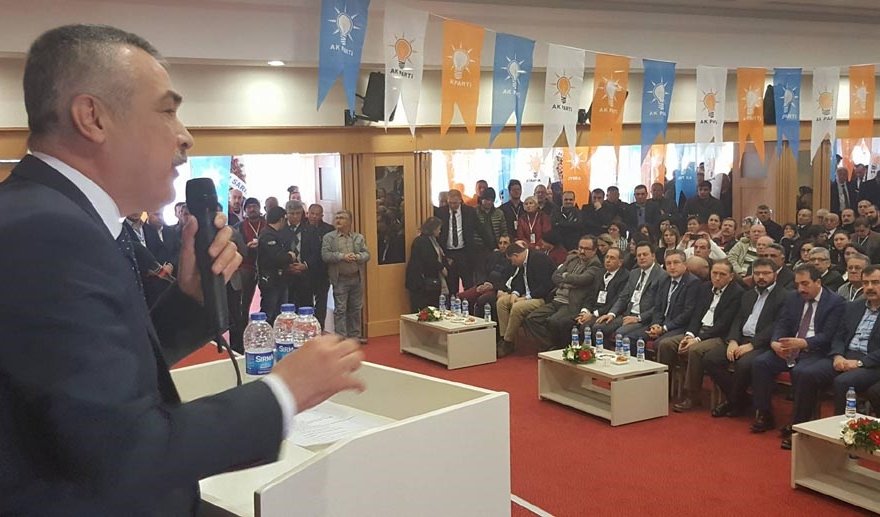 AK Parti Kuşadası İlçe Kongresi yapıldı…