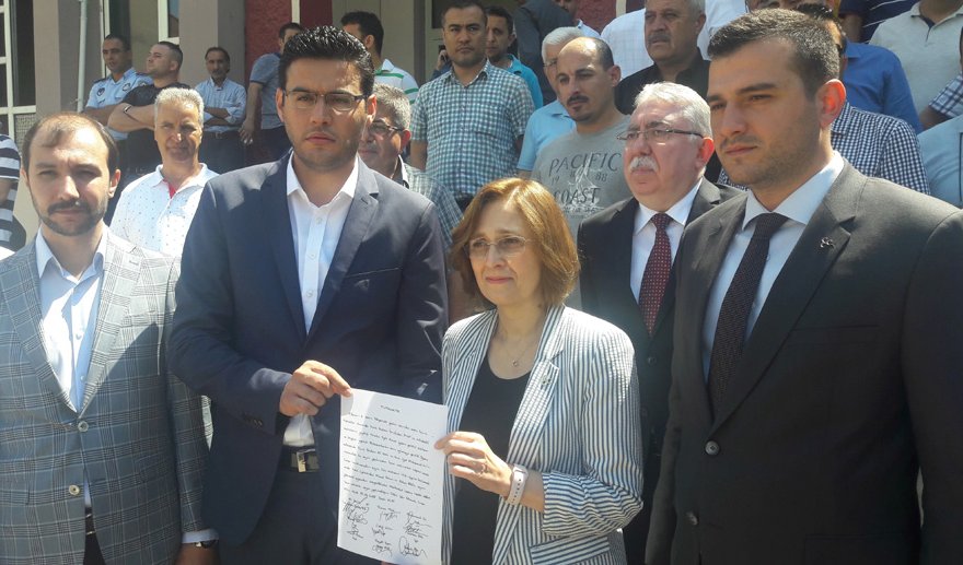 “AK Parti neden korkuyor?”