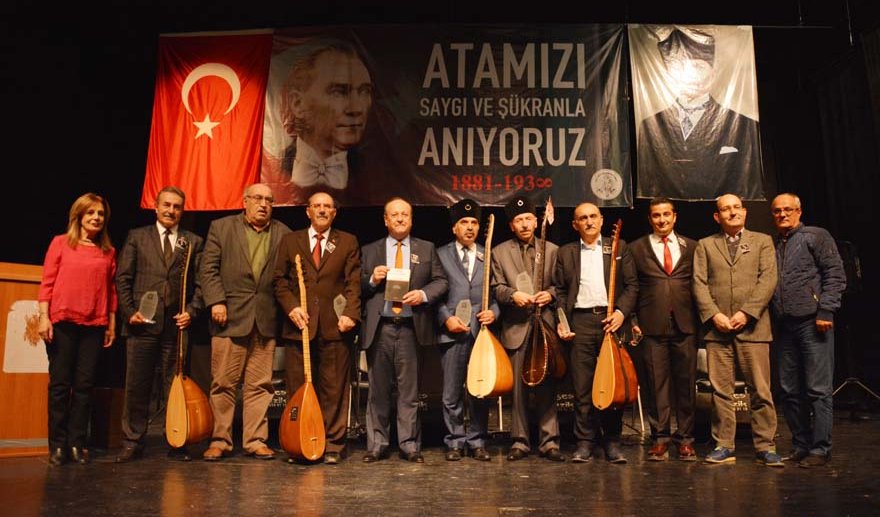 Atatürk aşıklar atışması ile anıldı…