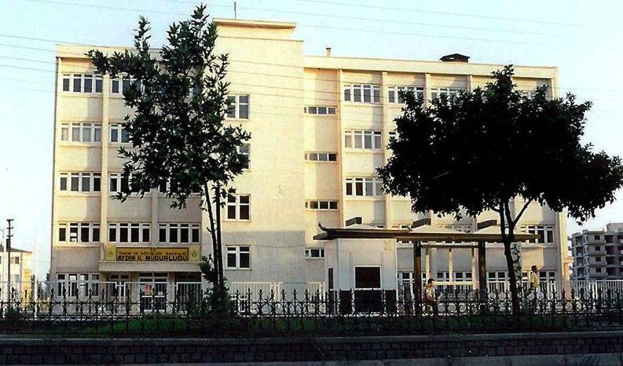 Aydın’da kafaları karıştıran görev iadesi…