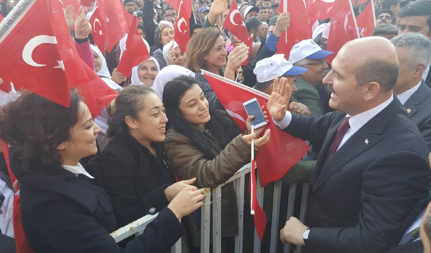 Bakan Soylu’ya Köşk’te büyük ilgi…