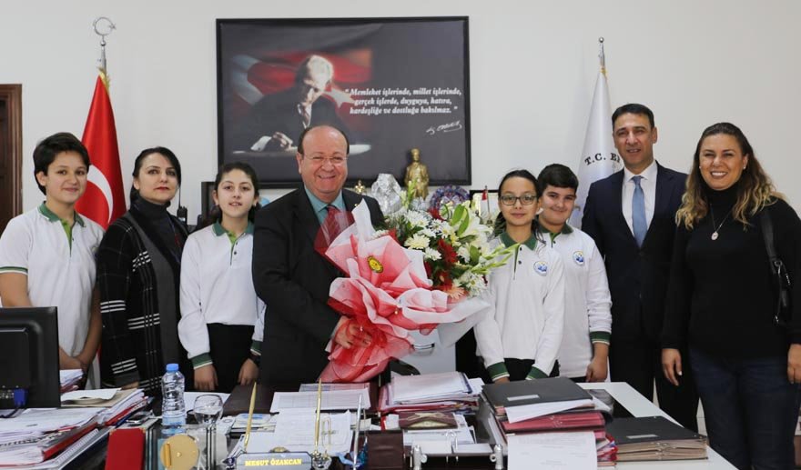 Başkan Özakcan’a teşekkür ettiler…