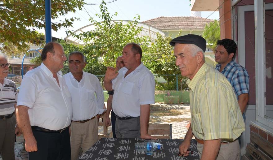 Başkan Özakcan’ın mahalle ziyaretleri sürüyor…