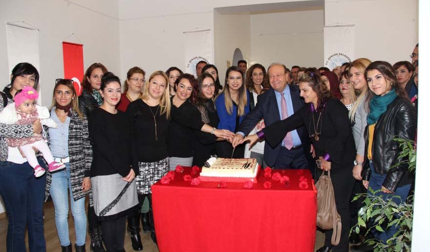 Başkan Özakcan, öğretmenleri unutmadı..