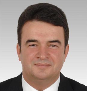 BAYDAR, BALTAYI TAŞA VURDU..