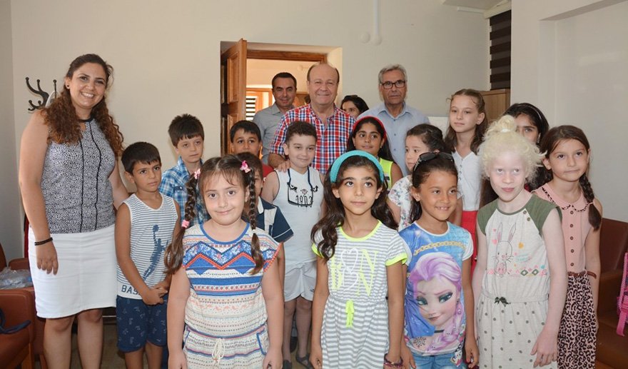 Bu çocuklar ilk kez başkan gördüler…