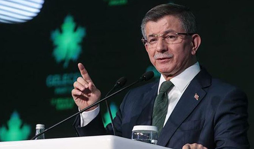 Davutoğlu’ndan Erdoğan’a “10 büyükelçi” tepkisi..