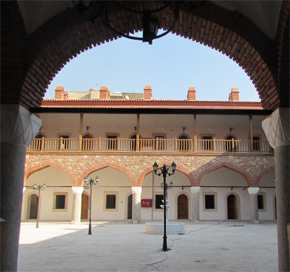 DEVLET YAPTI, AYDIN BŞB KAPTI…