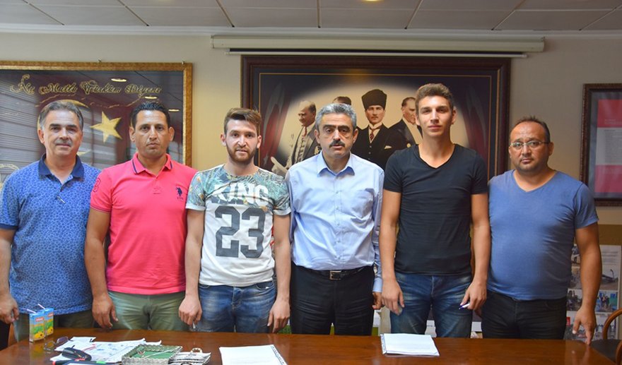 Geleceğin profesyonel futbolcuları…