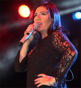 IŞIN KARACA AYDIN’DA SAHNE ALDI