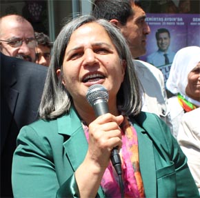 KIŞANAK, CUMHURBAŞKANI'NI ELEŞTİRDİ