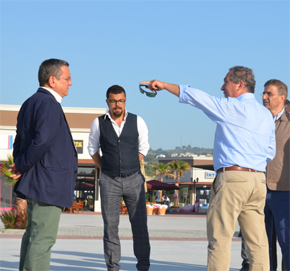 KUŞADASI’NA AMFİ TİYATRO