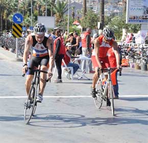 9. KUŞADASI TRİATLONU BAŞLADI… 