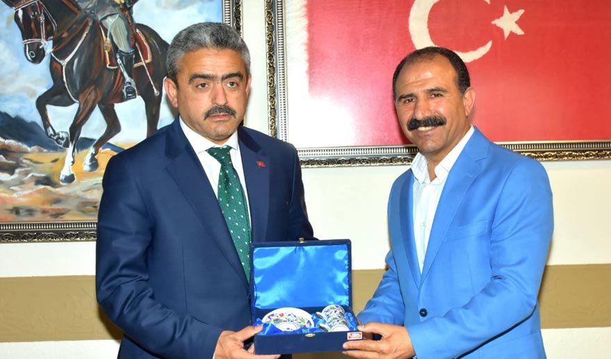 Nazilli Belediyesi çalışanları “HAK-İŞ” dedi..