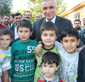 ÖĞRETMENLER BORÇ İÇİNDE