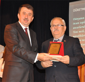 ÖĞRETMENLER GÜNÜ KUTLANDI