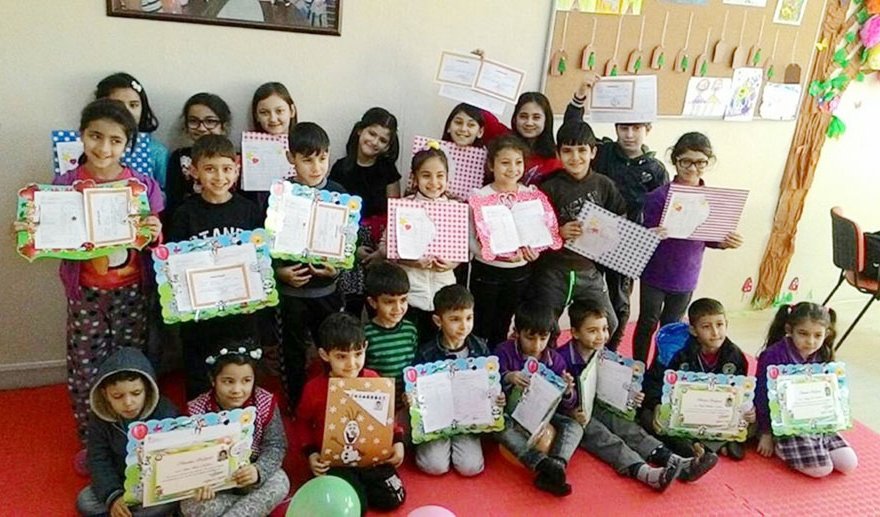 Özakcan’dan öğrencilere karne hediyesi…