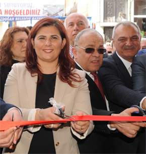 YAZIKENT KAPALI PAZARYERİ AÇILDI