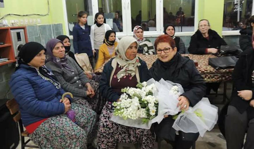 Yeniköyde “çocuk gelinler” konferansı..