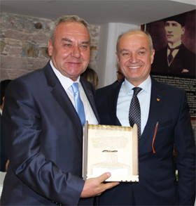 ZEYTİNCİLİK SEKTÖRÜNDE TARİHİ BULUŞMA